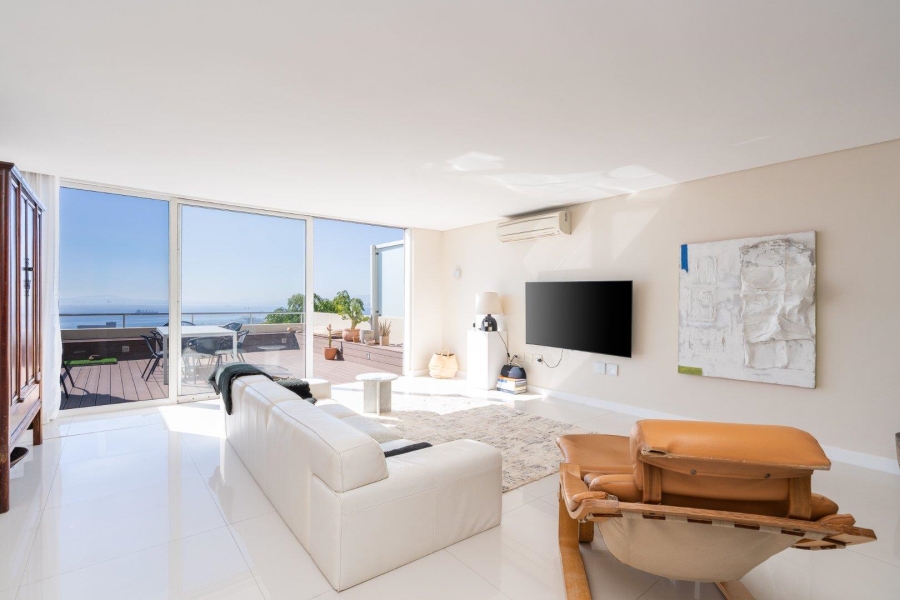 3 Bedroom Property for Sale in Green Point Western Cape